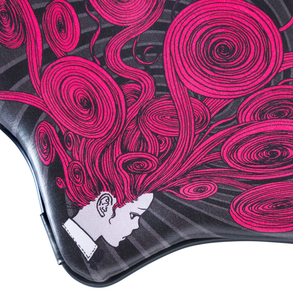 伊藤潤二/桐絵 ダイカットポーチ｜墓場の画廊ONLINE STORE