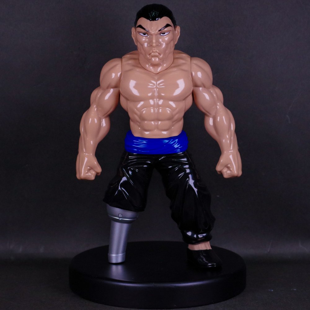 刃牙 レッドシャーク　ソフビ　烈海王 新品 Amazon.co.jp: RED SHARK レッドシャーク ソフビ 烈海王 刃牙展