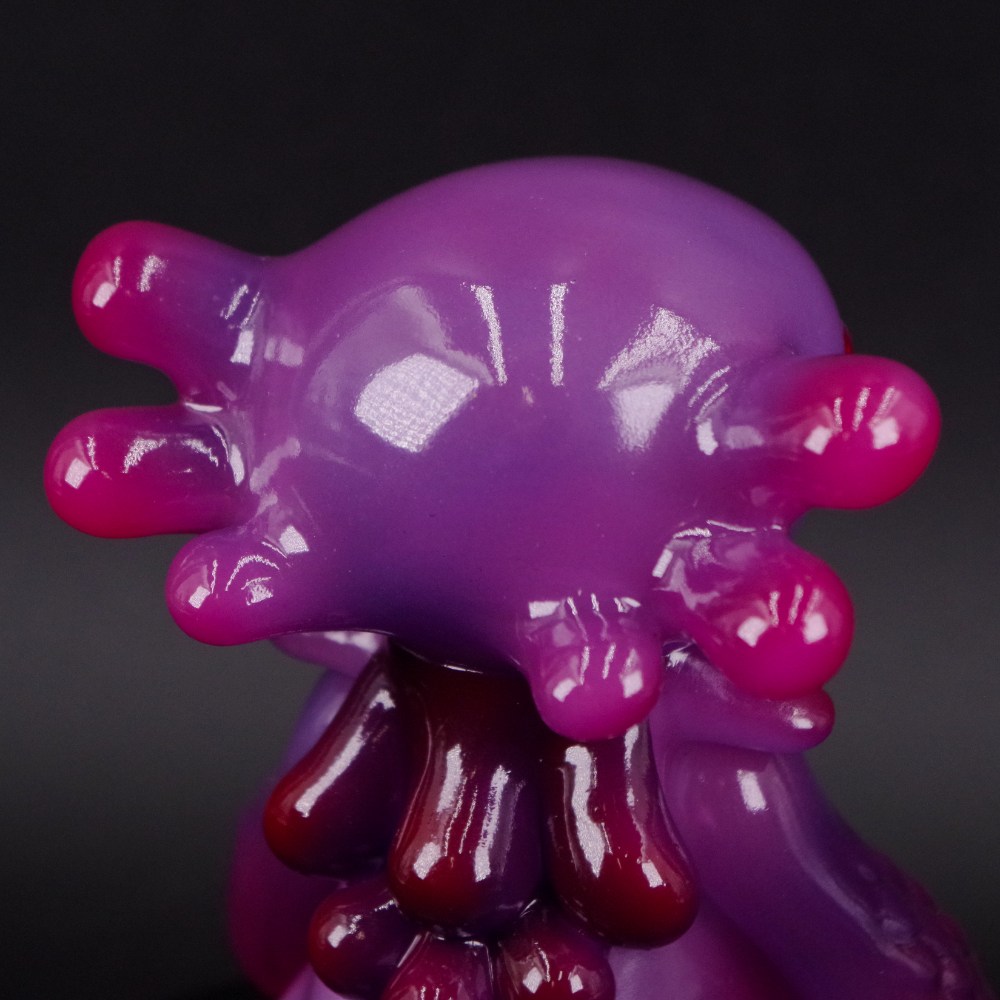 【ウパるパ】P-MOMO（墓場の画廊限定Ver.） ソフビ/ウパるパ/P-MOMO(墓場の画廊限定Ver.)｜墓場の画廊ONLINE STORE