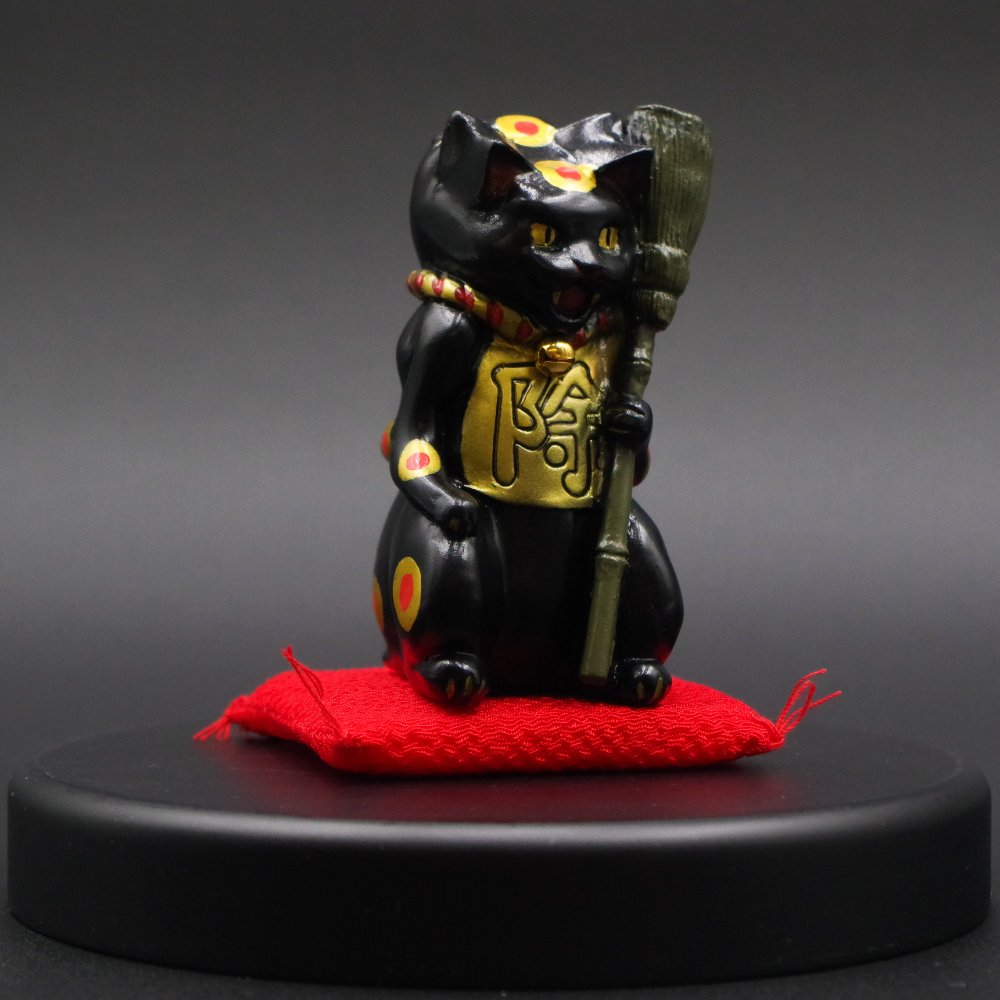 ソフビ/Studio LILLI/追い出し猫 ～南天～｜墓場の画廊ONLINE STORE