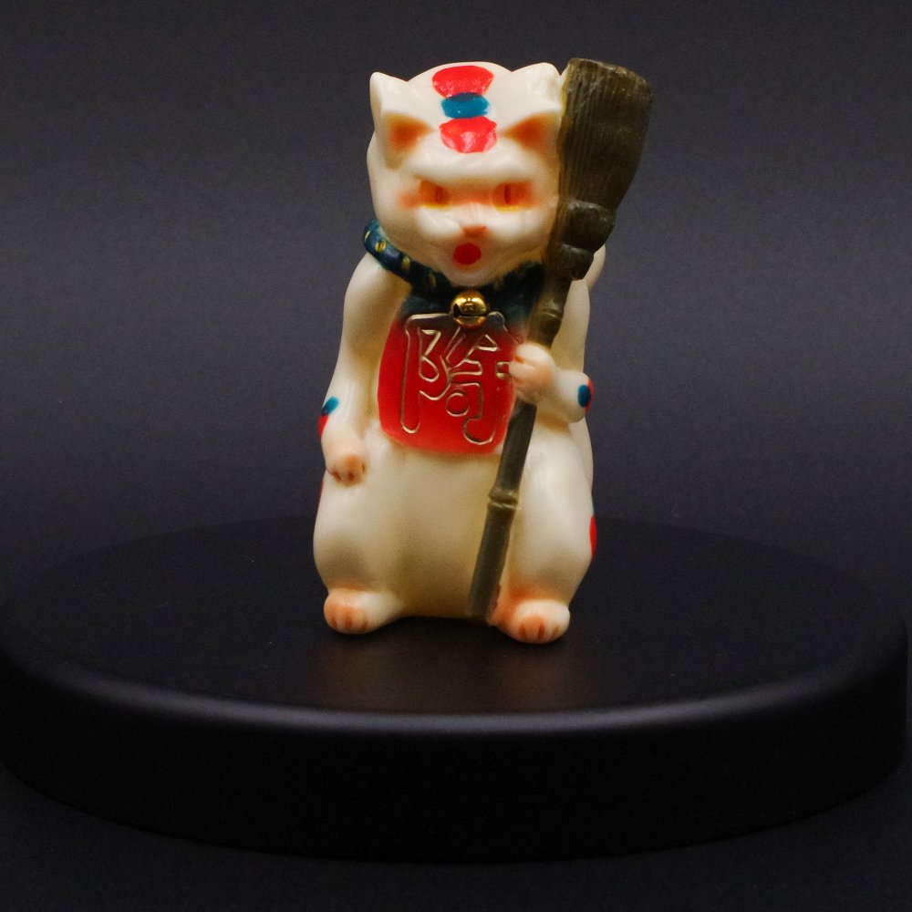 ソフビ/Studio LILLI/追い出し猫 ～冬暁～｜墓場の画廊ONLINE STORE