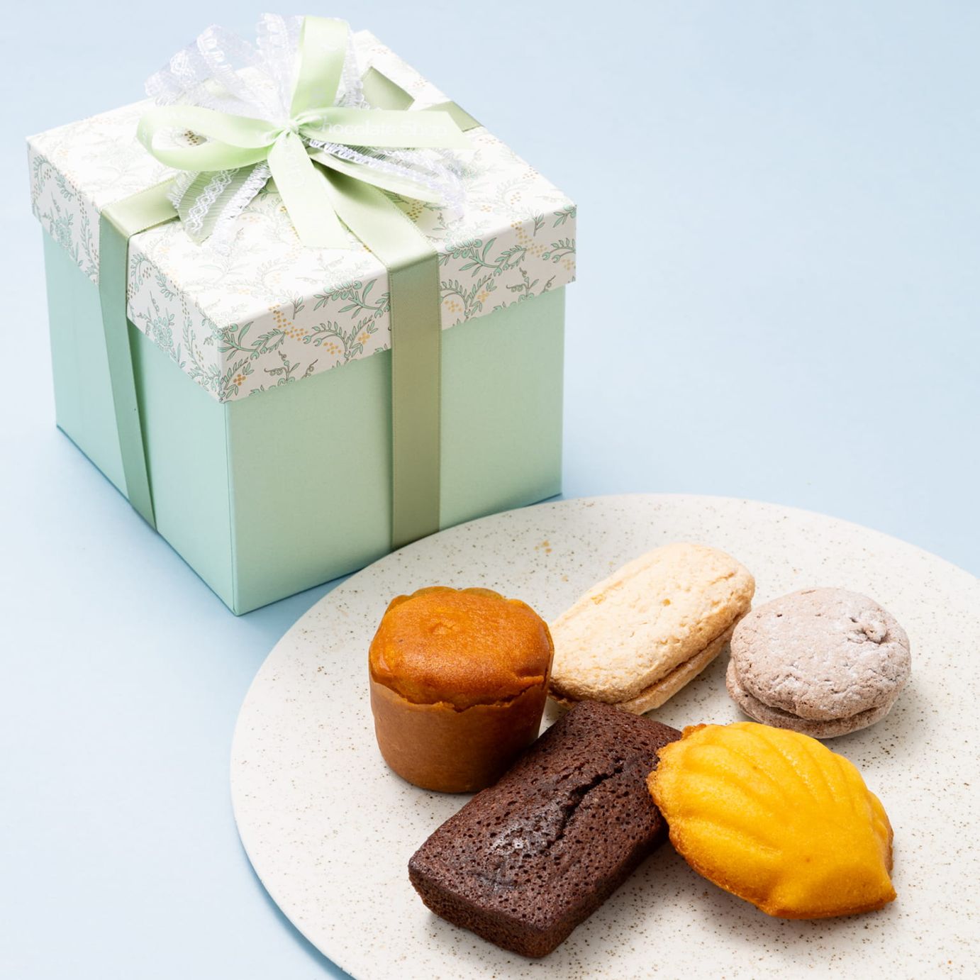 【完売御礼】ホワイトデー限定キューブ(中)【3/16以降お届け不可】