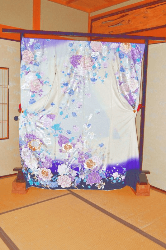 【反物屋】王朝玉蟲 中国蘇州刺繍 金通し 暈し グラデーション 付け下げ 反物 正絹 絹100％ 着物 和装 長さ12.6m 幅37.5cm  蘇州刺繍（着物｜和服）：レディースファッションの通販