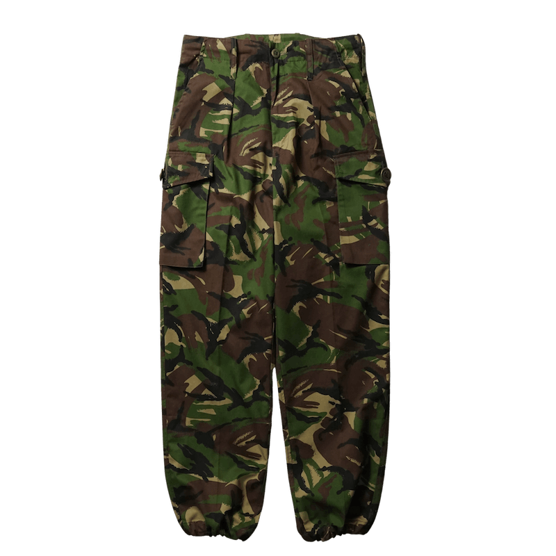 Royal Army / 2000's / DPM Camo Cargo Pants / Deadstock