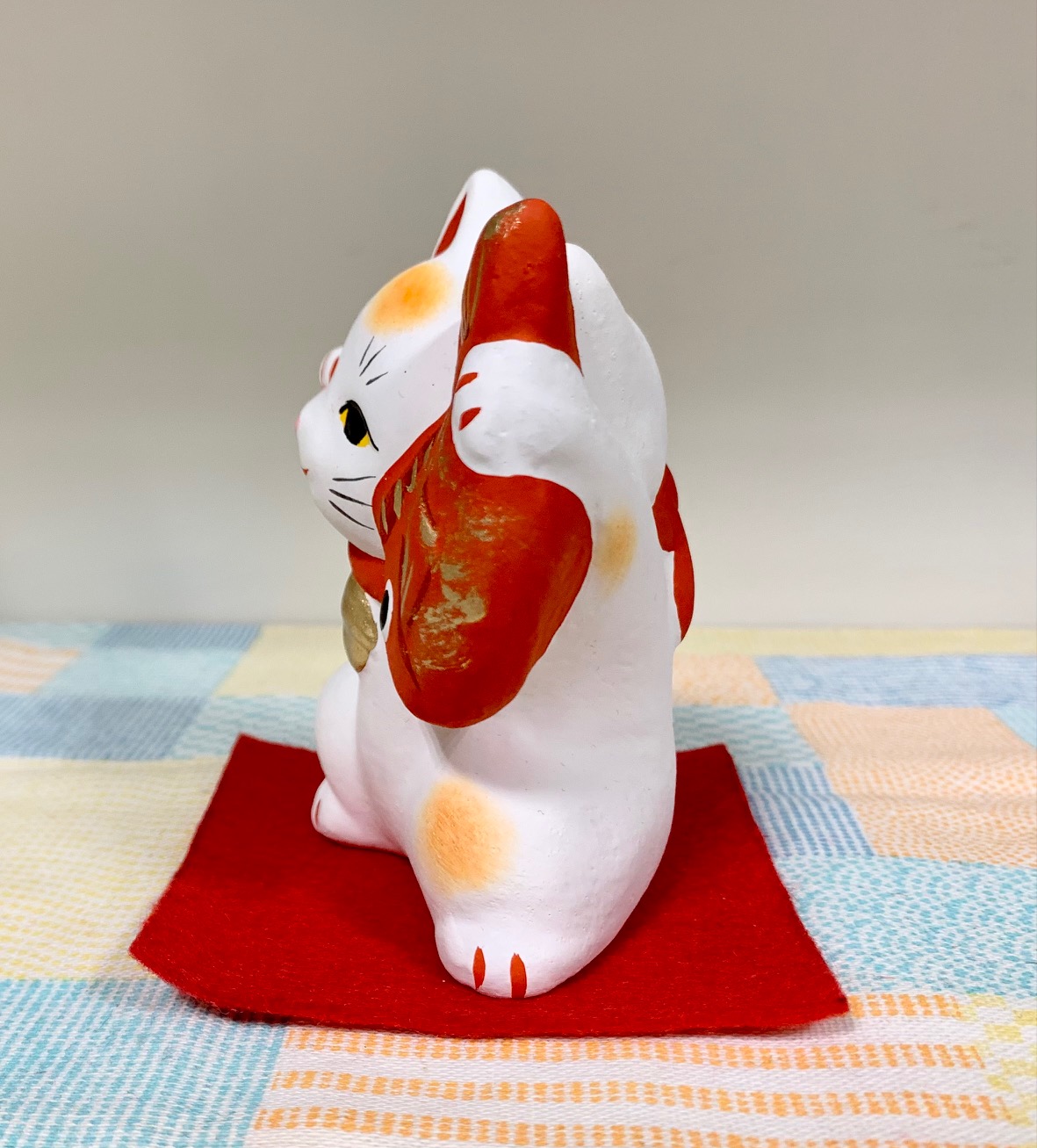 郷土玩具「小幡人形（招猫）」【 送料確認用出品 】 郷土玩具 民藝 福島県 工房千想 招き猫 小 金 縁起物 置物 開運