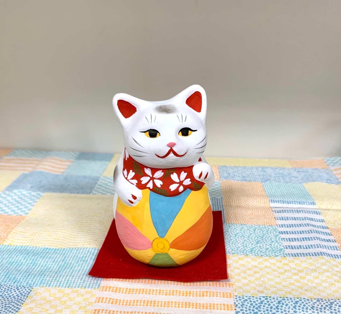 ★お取り寄せ★土人形招き猫・まりちゃん