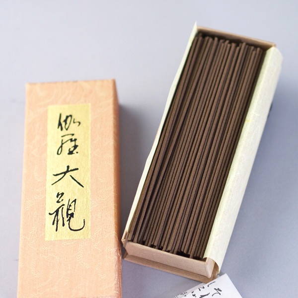 佐藤仏】 日本香堂 伽羅大観 バラ詰 桐箱入り | AUTOWALLPAPER.DE