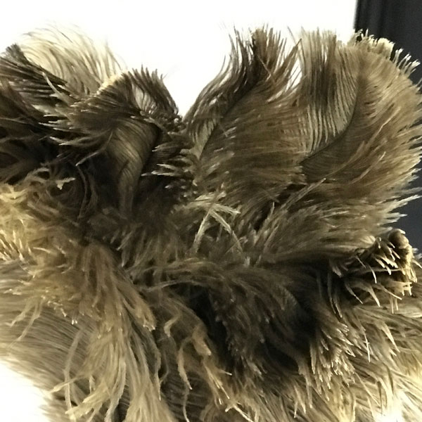 【仏壇お手入れ用品】 毛はたき（ダチョウ）全長40cm