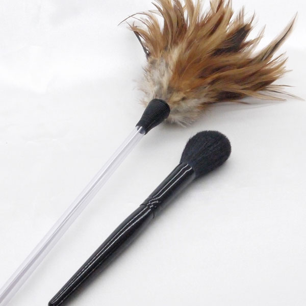 【仏壇お手入れ用品】 毛はたき 仏像・位牌用