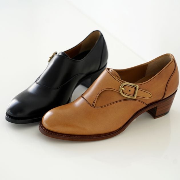 plus by chausser プリュス バイ ショセ レースアップ パンプス