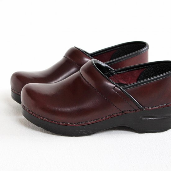 dansko（ダンスコ）Professional Cabrio Cordvan
