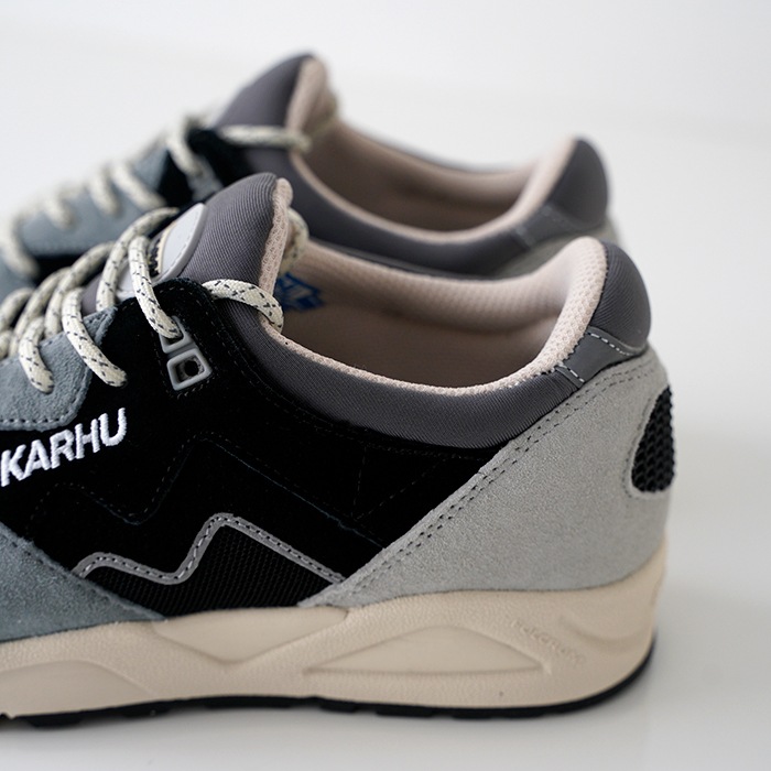 KARHU ����� ���ˡ����� ���ꥢ ARIA 95 dawn blue / jet black ��ǥ����� ��