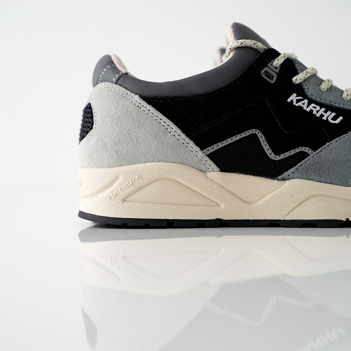 KARHU ����� ���ˡ����� ���ꥢ ARIA 95 dawn blue / jet black ��ǥ����� ��
