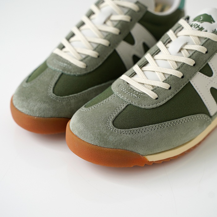 KARHU ����� ���ˡ����� MESTARI 76 �᥹���� tea / lichen ��ǥ����� ��