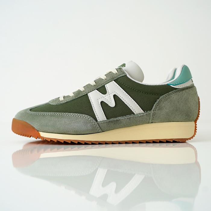 KARHU ����� ���ˡ����� MESTARI 76 �᥹���� tea / lichen ��ǥ����� ��