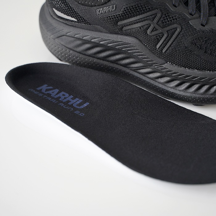 KARHU ����� MESTARI RUN 2.0 HiVo �᥹������ black/black ���ˡ����� ���˥󥰥��塼��