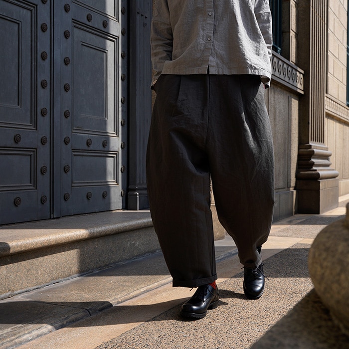 �������ۥ��祻 �����२������쥶�� �֥�å� ��  plus by chausser �ץ�她 �Х� ���祻 �졼�����å� ���塼�� PC-5021 chromexcel black ��ǥ����� ��