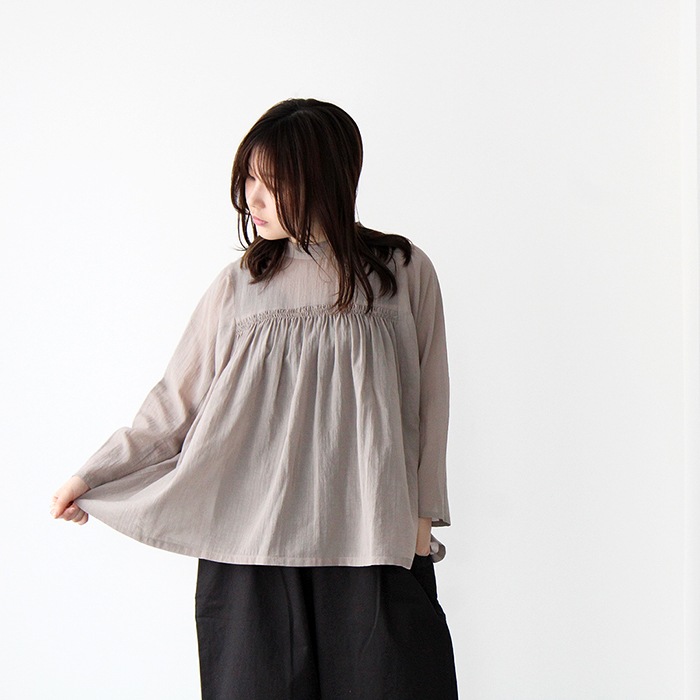 �������२���� �ץ륪���С� evam eva ���㡼��� �ץ륪���С� shirring pullover E231T095 ��ǥ�����