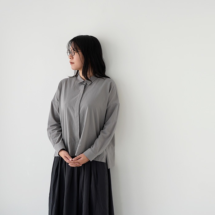 �������२���� �ȥåץ� evam eva cotton shirt ���åȥ� ����� E261T118  ��ǥ�����  ����� �֥饦��