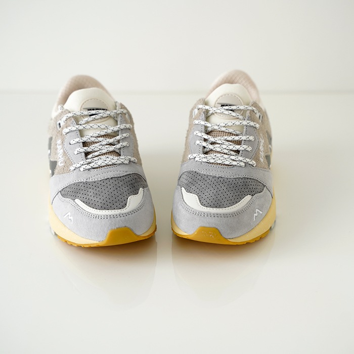 KARHU  ˡ ꥢ ARIA 95 lunar rock / foggy dew ǥ 