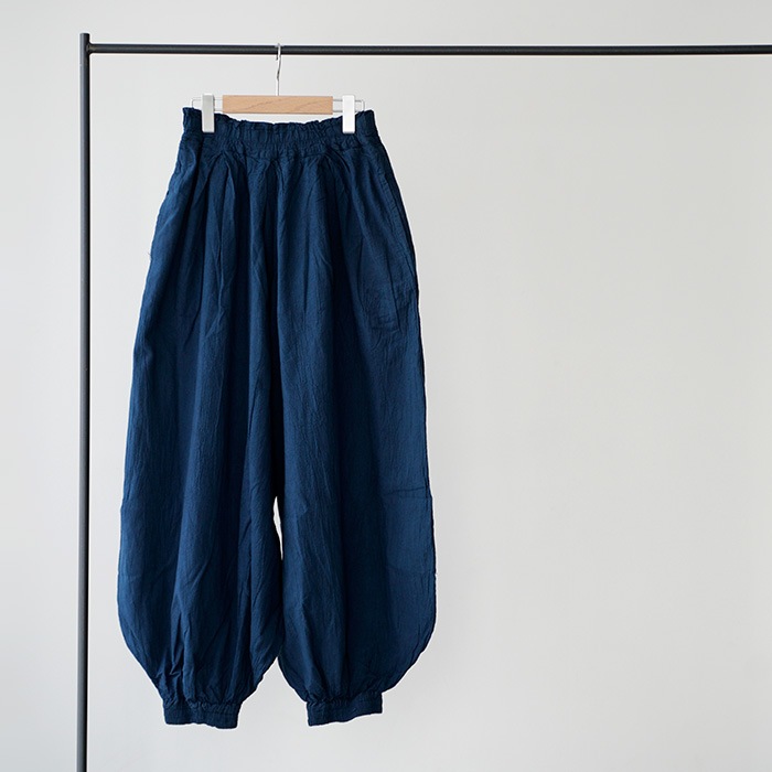 ヂェン先生の日常着　バルーンパンツ　太　S ヂェン先生の日常着｜バルーンパンツ アイボリー - ファッション