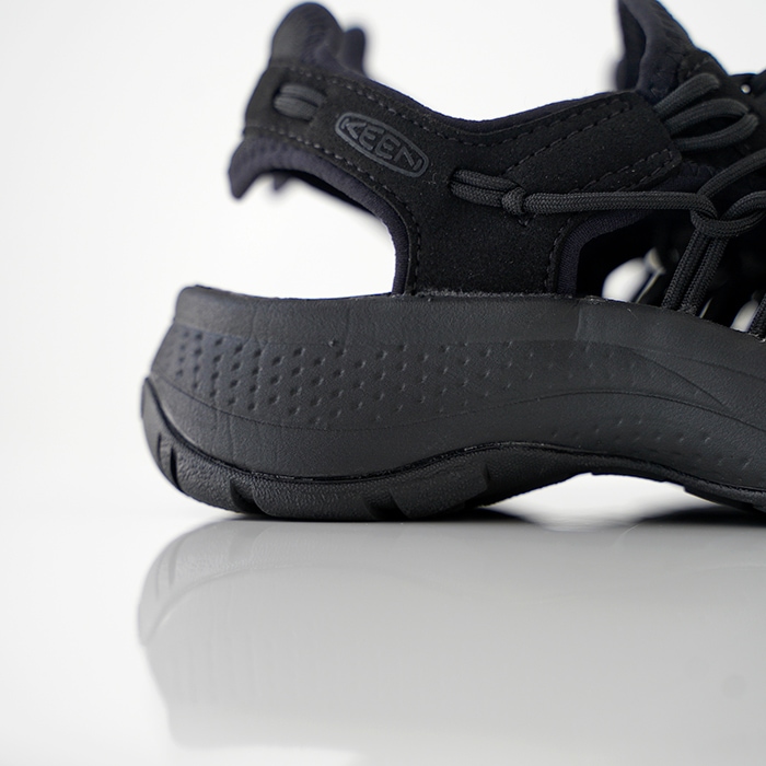 KEEN ������ UNEEK ASTORIA ��ˡ��� �����ȥꥢ �����ȥɥ� ������� ��ǥ�����