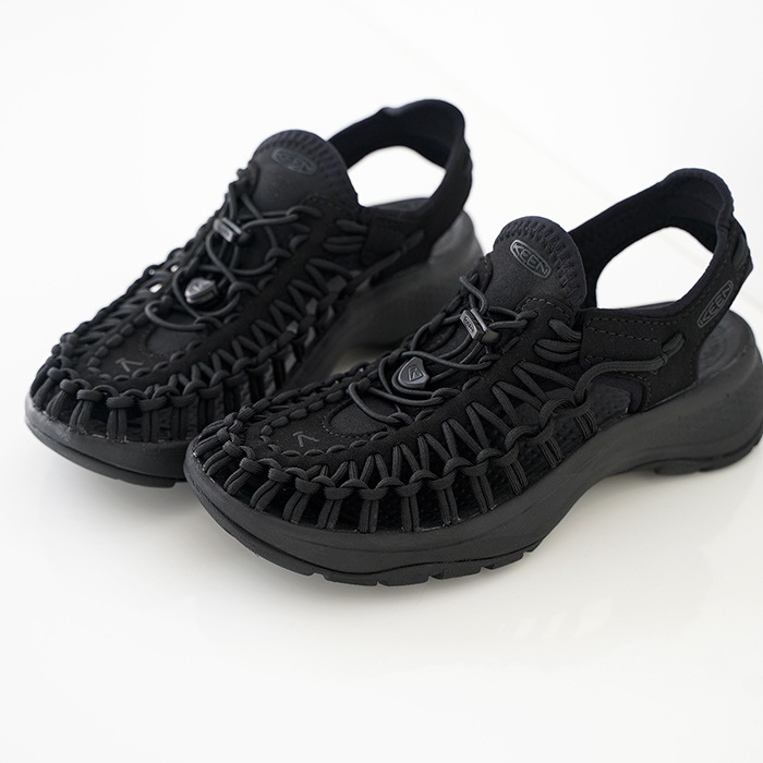 KEEN ������ UNEEK ASTORIA ��ˡ��� �����ȥꥢ �����ȥɥ� ������� ��ǥ�����
