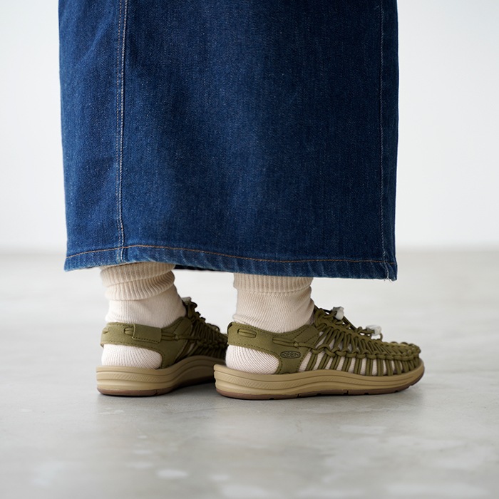 KEEN ������  UNEEK ��ˡ��� martini olive / safari ���ݡ��� �������  ��ǥ����� �������