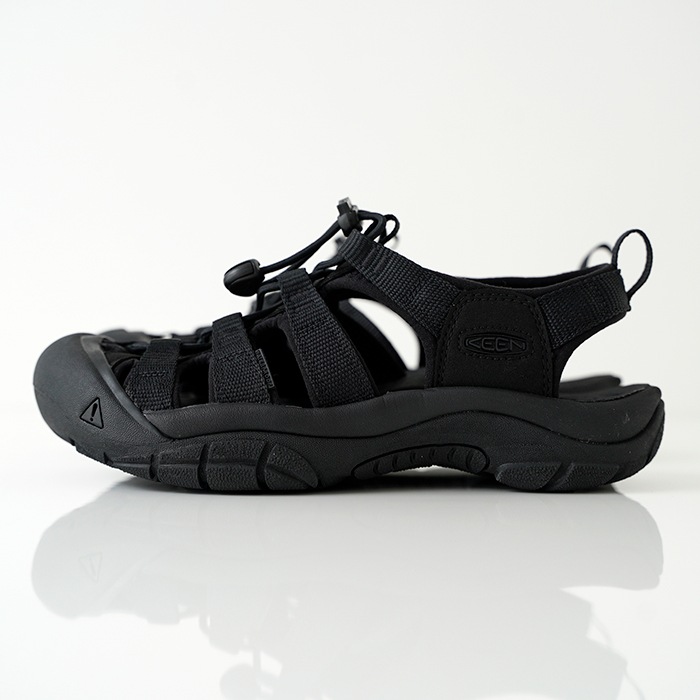 KEEN ������ NEWPORT H2 �˥塼�ݡ��� �������ġ� ���ݡ��� �������  ��ǥ����� �����ȥɥ��������