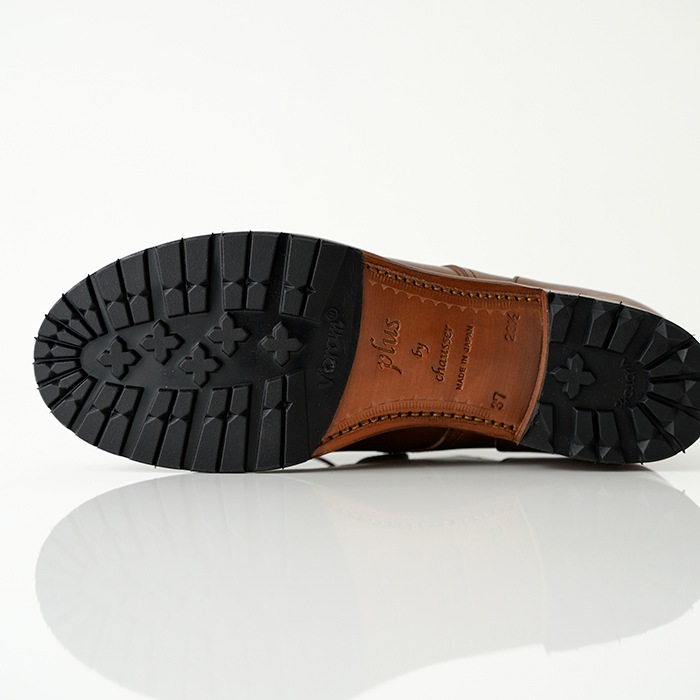 �������ۥ��祻 �����२������쥶�� ��  plus by chausser �ץ�她 �Х� ���祻 �졼�����å� ���塼�� PC-5021 chromexcel natural ��ǥ����� ��