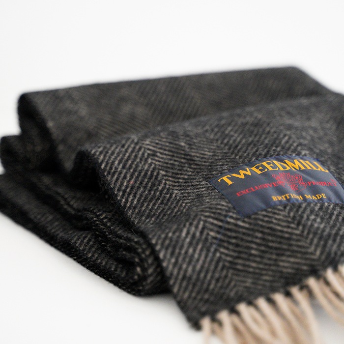 TWEEDMILL �ĥ����ɥߥ� ��Ƚ�֥�󥱥åȥ��ȡ��� Lambwool Knee Rug 50-190 Heringbone  ��ǥ�����