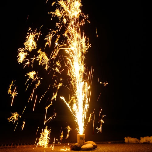 愉快なきいろ No300 | 噴出花火 | eはなびやさん│圧倒的な品揃え