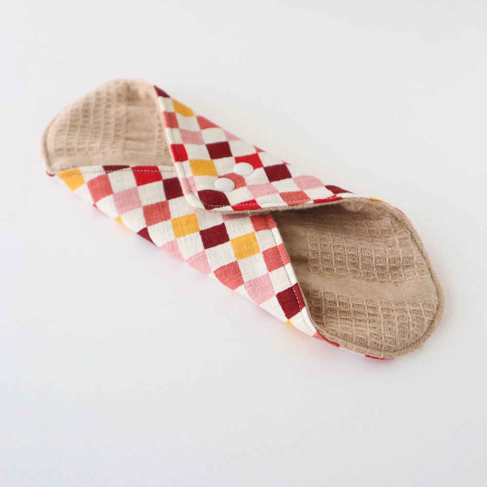 あたため布 [Ｌサイズ／市松／紅梅]