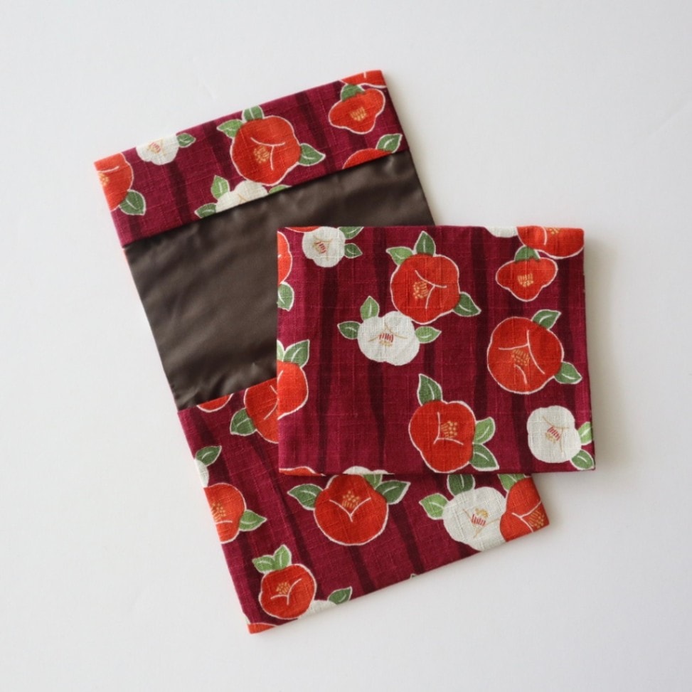 ポケットポーチ [Ｓサイズ／椿柄／赤紫]