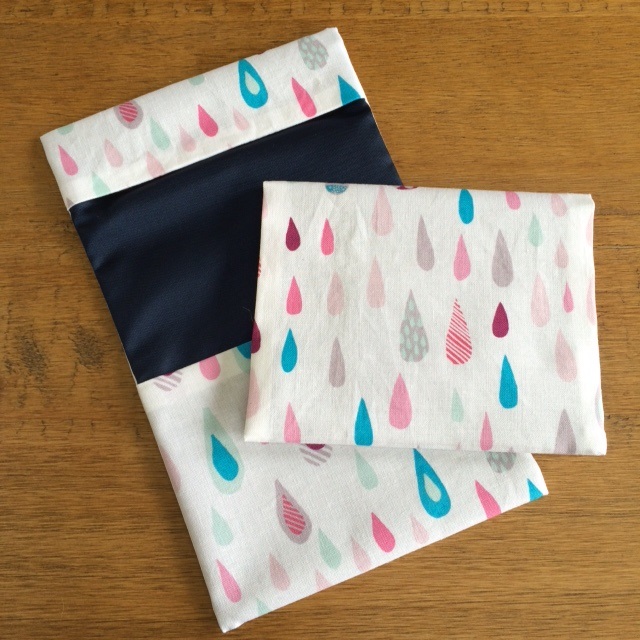 ポケットポーチ［Ｓサイズ／しずく柄］