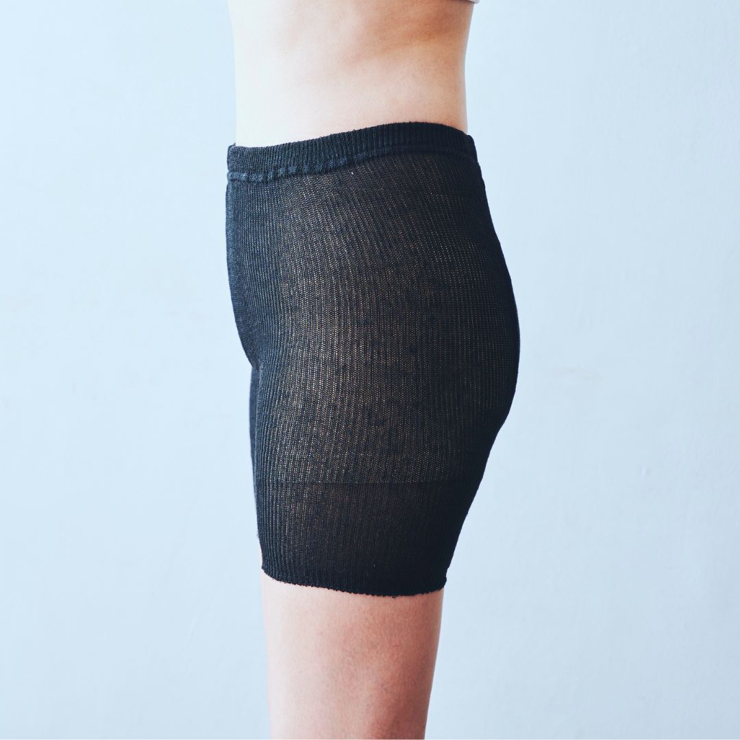 五分丈パンツ(シルクニット/ブラック)[ライブコットン]　