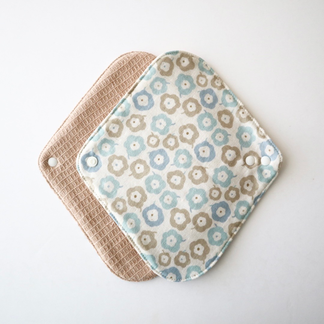 極みあたため布[Ｌサイズ／恵～megumi／ブルー]