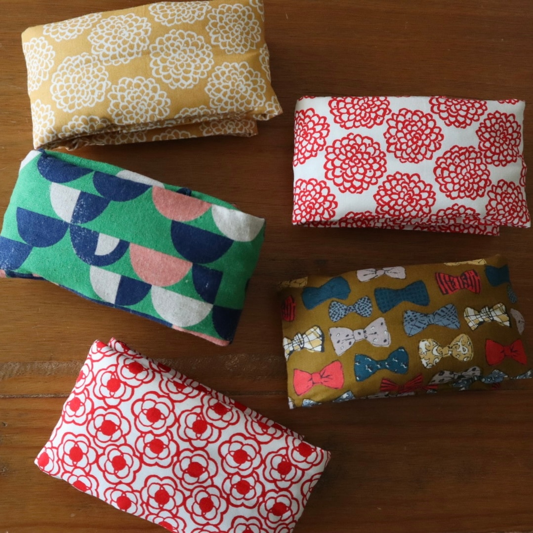 あずきカイロ 肩・首用［ぬくぬく］