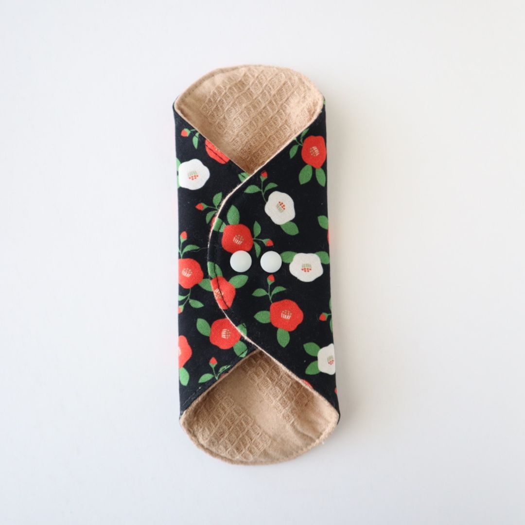 あたため布 [Mサイズ/椿/黒]