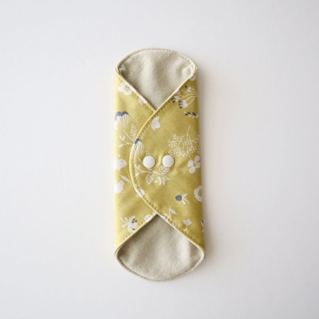 草木染めプレミアム[Mサイズ／よもぎ／野の花柄]