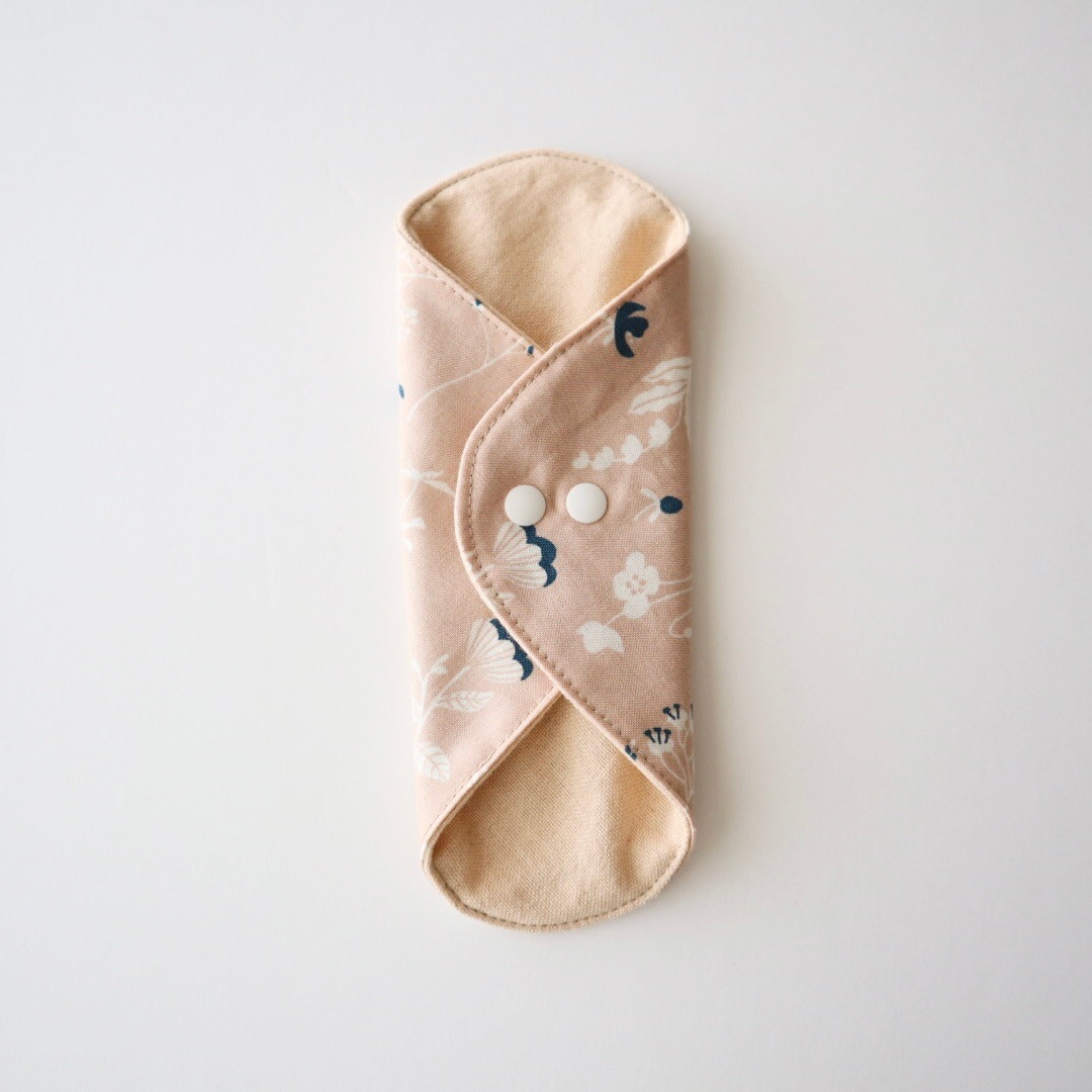 草木染めプレミアム[Mサイズ／茜／野の花柄]