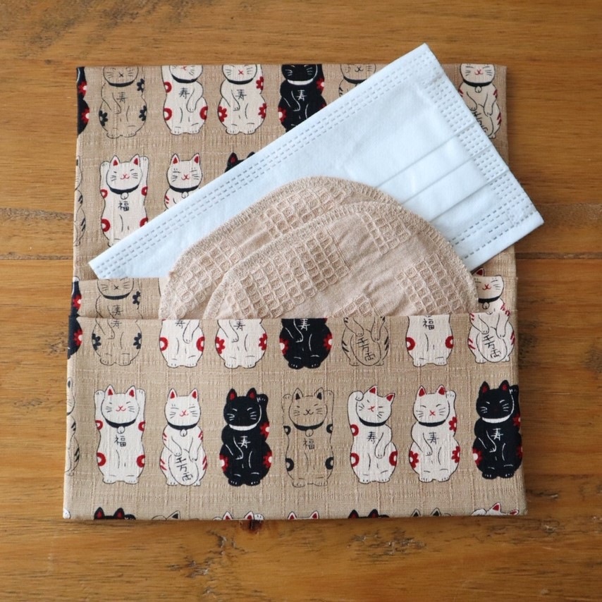 マスクポーチ ［招き猫／もなか］