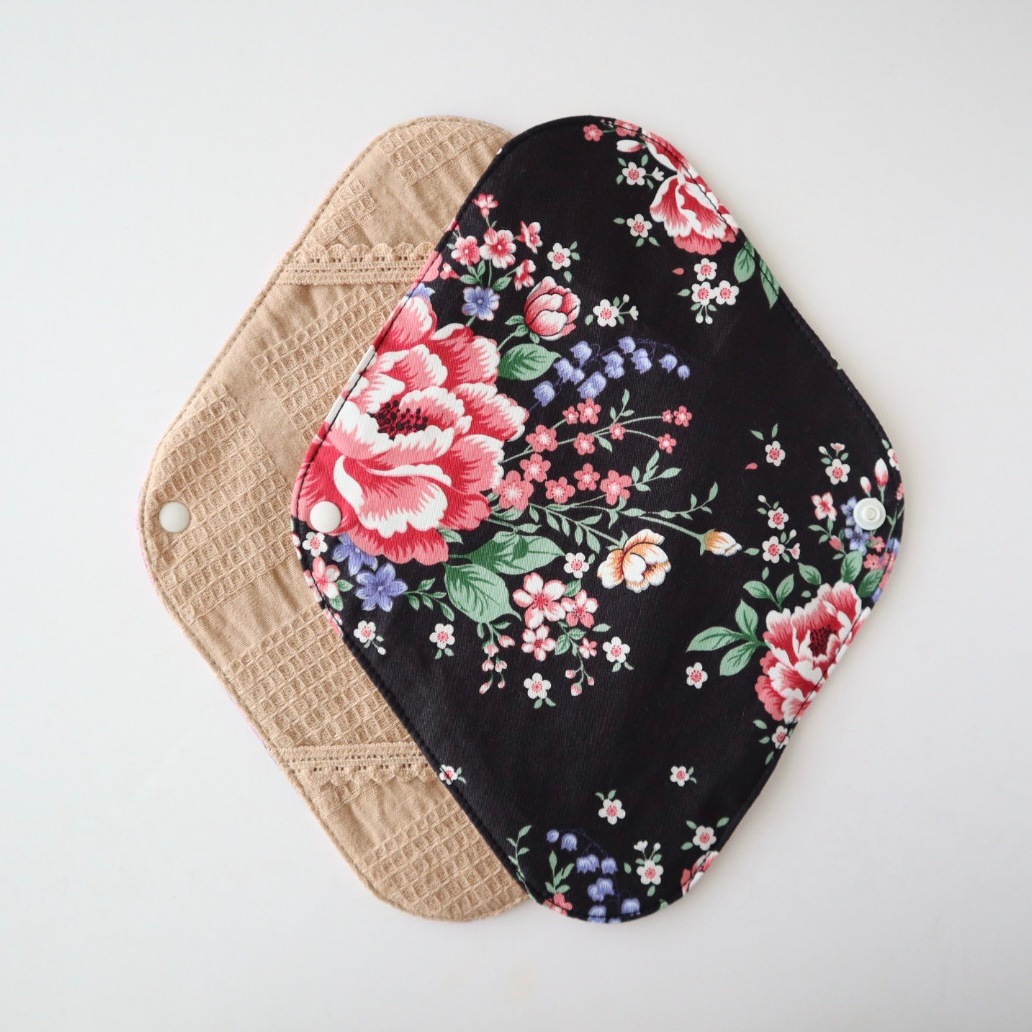 布ナプキンホルダー [台湾花布／黒色]　