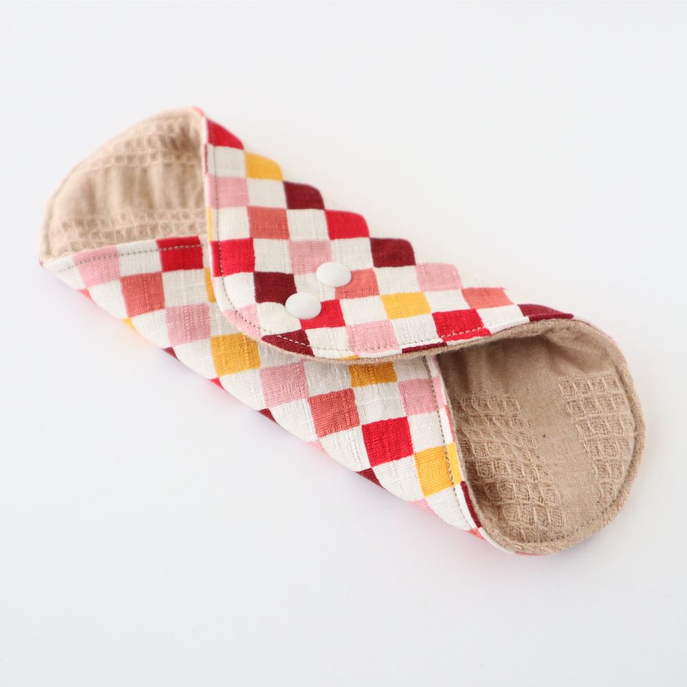 あたため布 [Ｍサイズ／市松／紅梅]