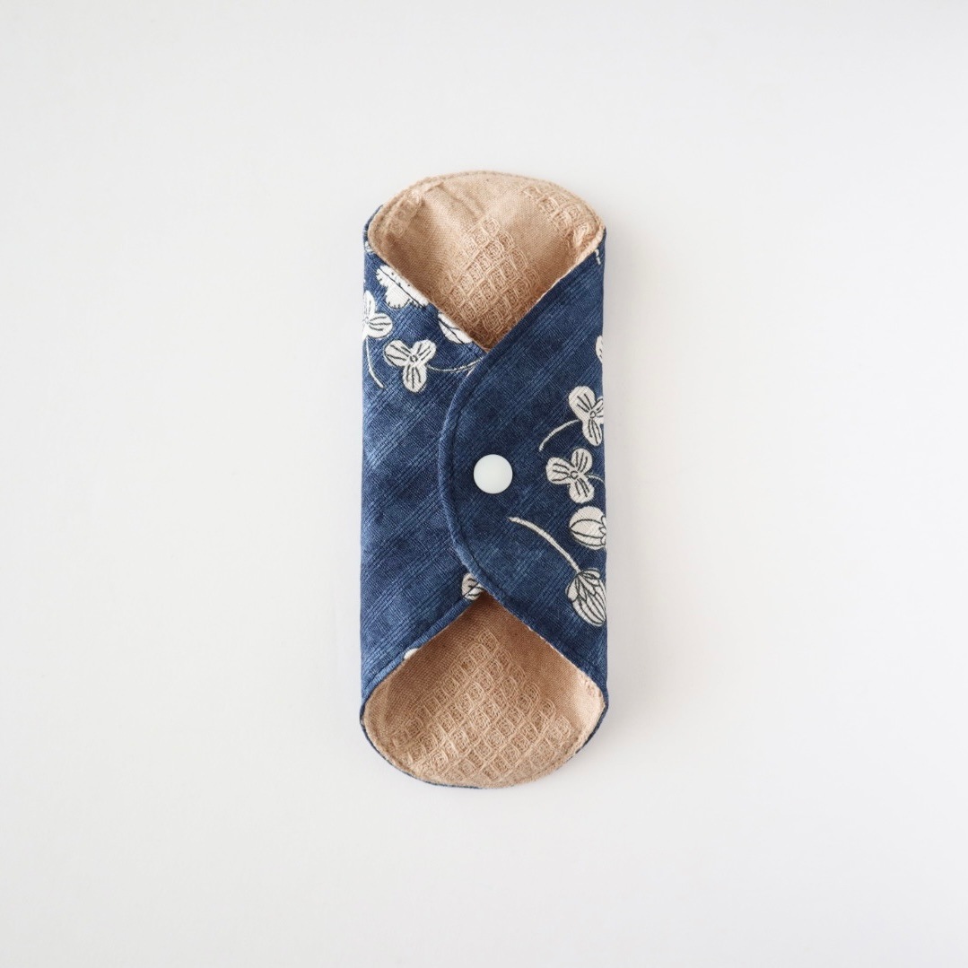 あたため布 [Ｓサイズ／クローバー／ネイビー]