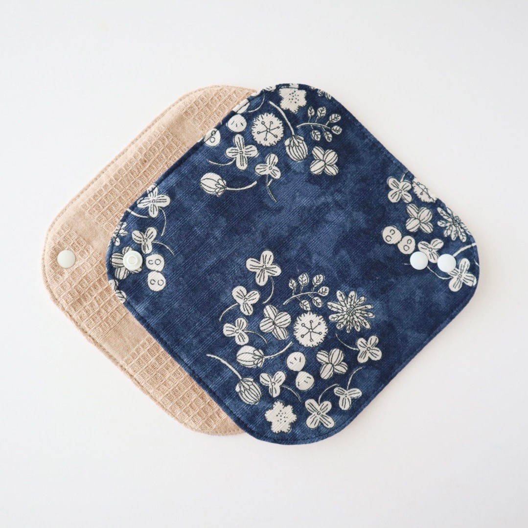 あたため布 [Ｍサイズ／クローバー／ネイビー]