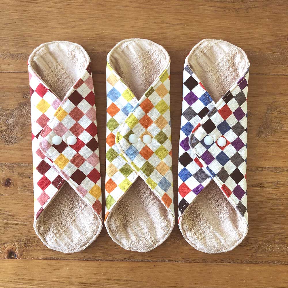 あたため布 [Ｌサイズ／市松／紅梅]