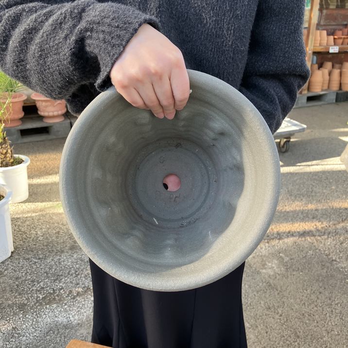 テラコッタ鉢 ウィッチフォード Whichford Cockleshell Pot Ash