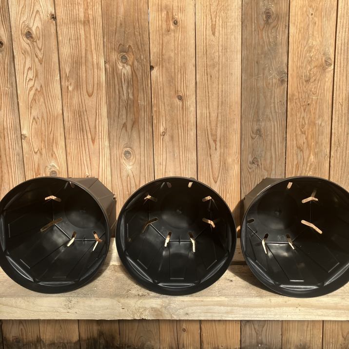 根詰まりしにくい！スリット鉢 8号ロング 3鉢セット（ブラック）｜資材