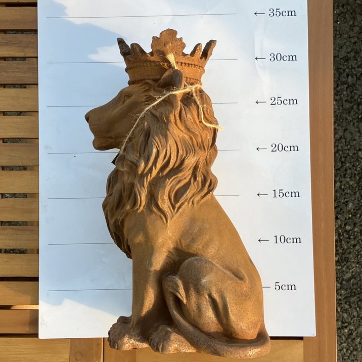 CastIron（鋳鉄）製ガーデンオーナメント クラウンライオン Cl